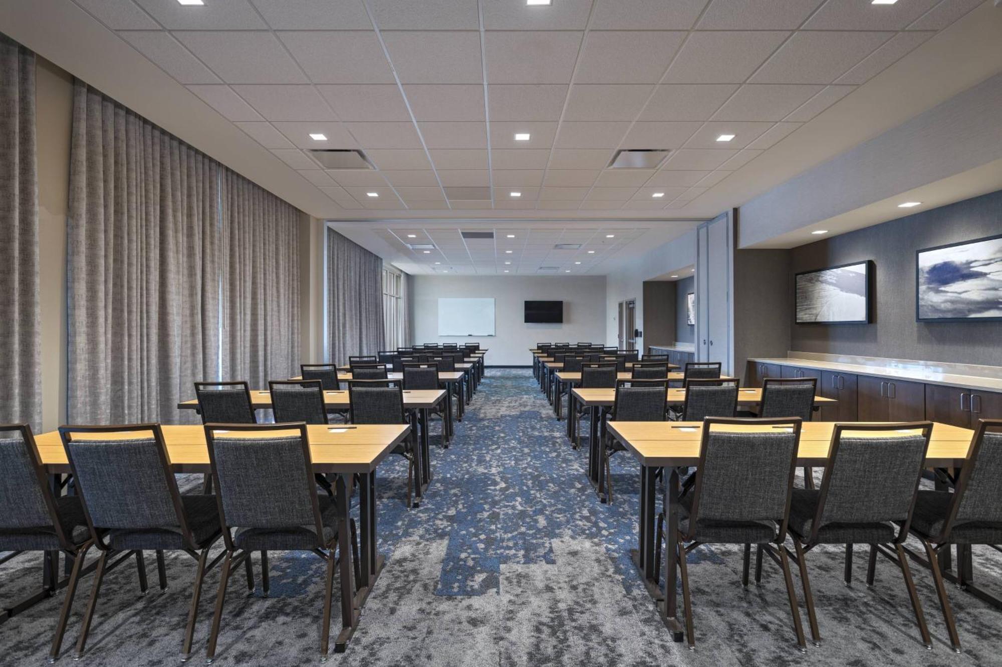 מלון Richmond Heights Courtyard St. Louis Brentwood מראה חיצוני תמונה
